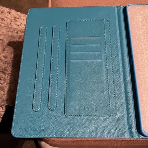Brand new in Package I Pad case.  Fits 10.5 inch iPad. - Picture 4 of 7